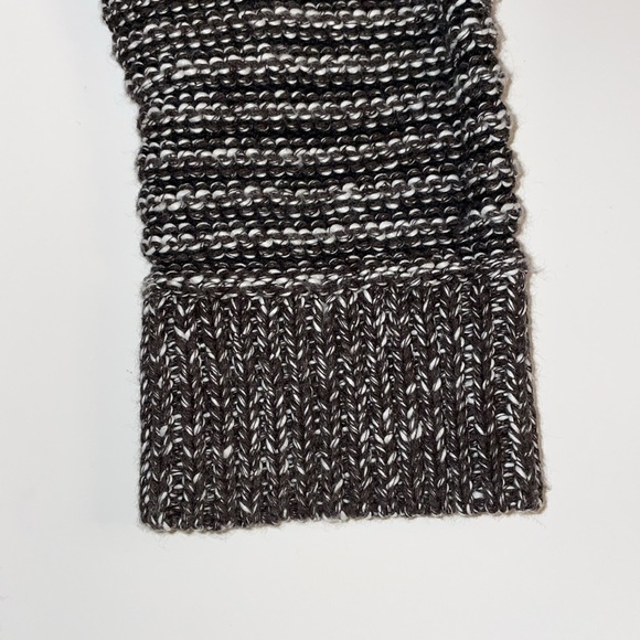 LOFT Sweater Jacket, women size Small, black with white NWT - Picture 4 of 4